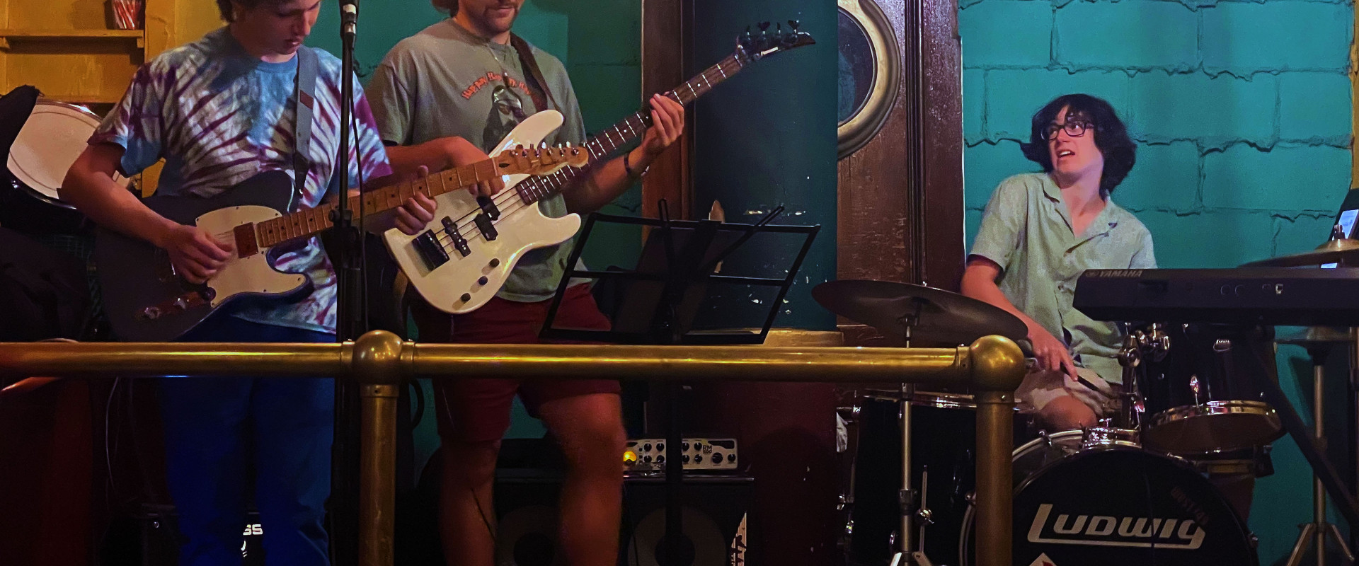 Leo Cox Trio